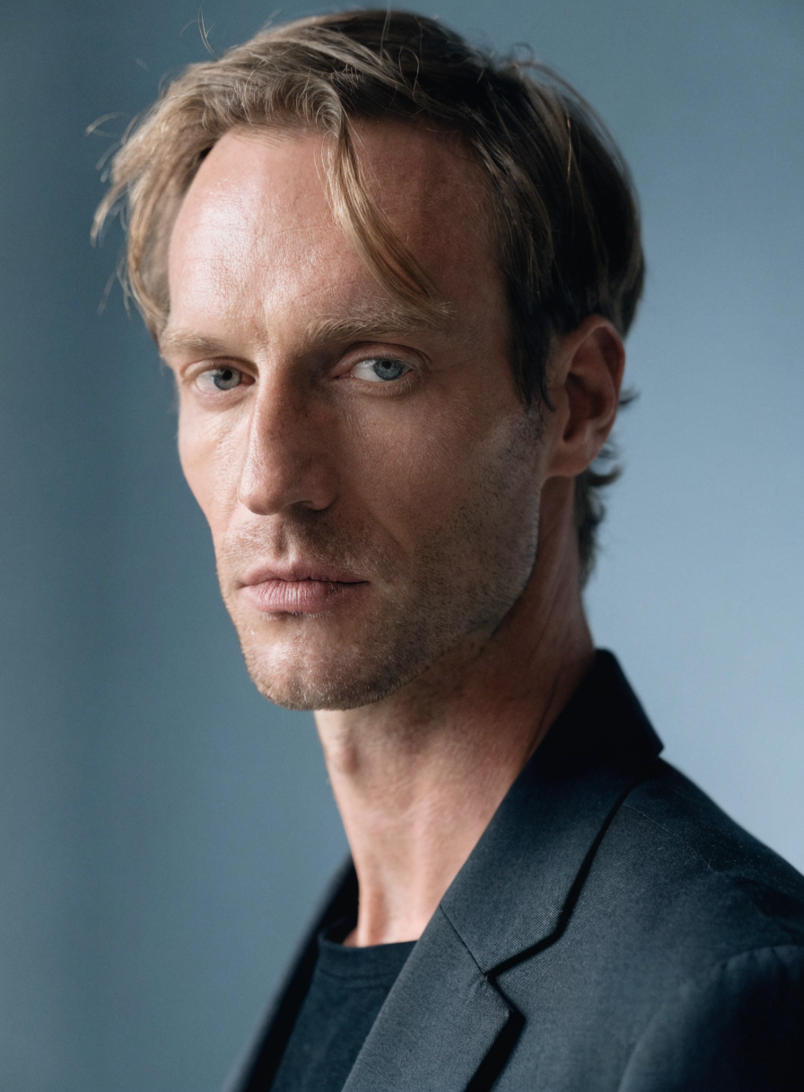 Screen Lead Portrait, Caucasian Man example preview